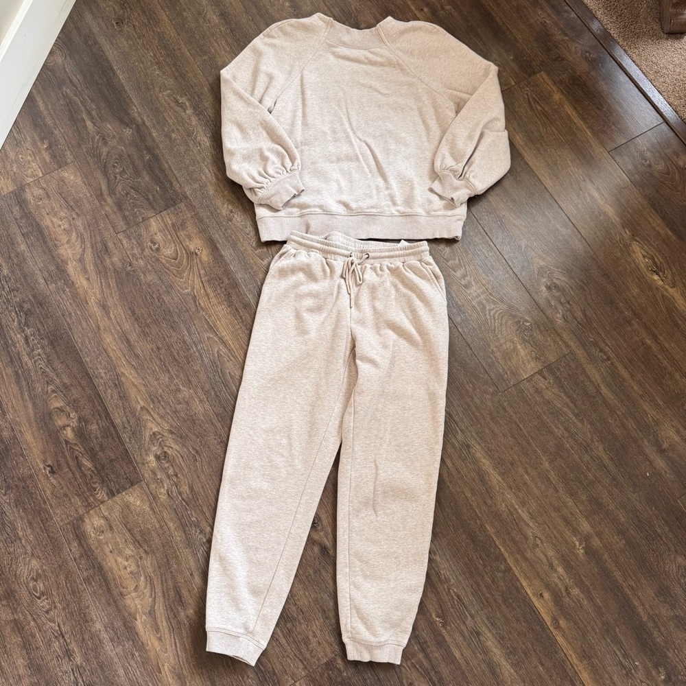 Banana Republic Cream Track Pants & Joggers Set